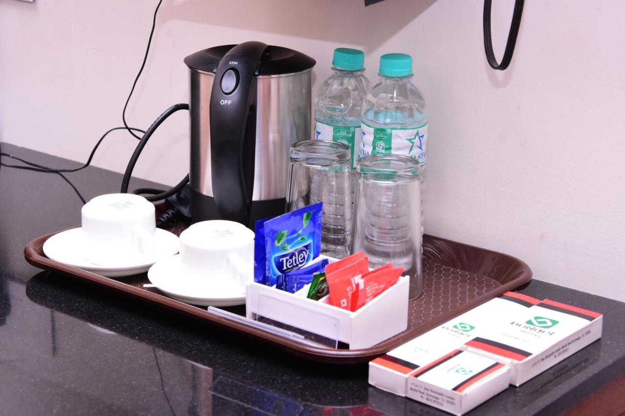 Budget Hotel Khammam Bagian luar foto